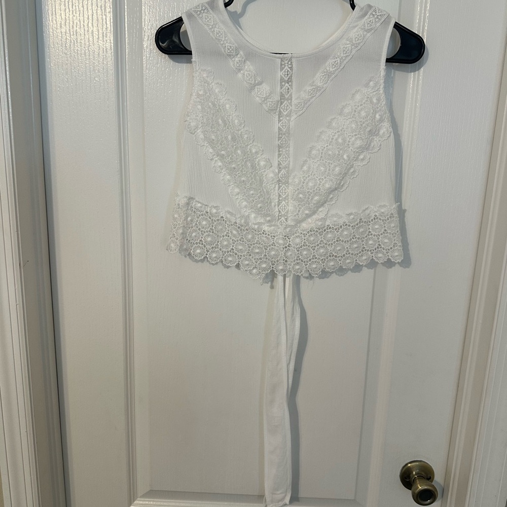 Elegant White Lace Women Top